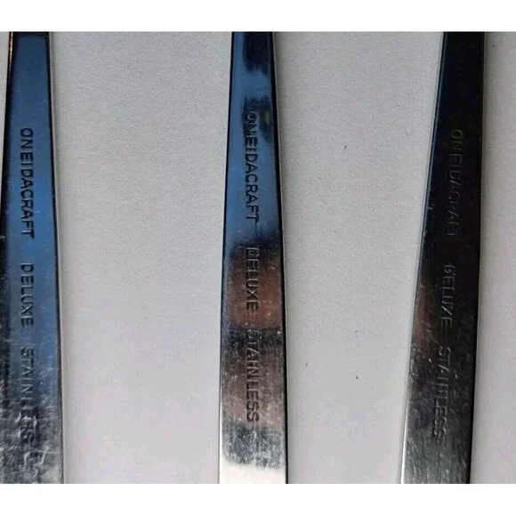 Oneida Oneidacraft Deluxe Lasting Rose 29 Forks Knives Spoons Stainless Flatware - Picture 15 of 15